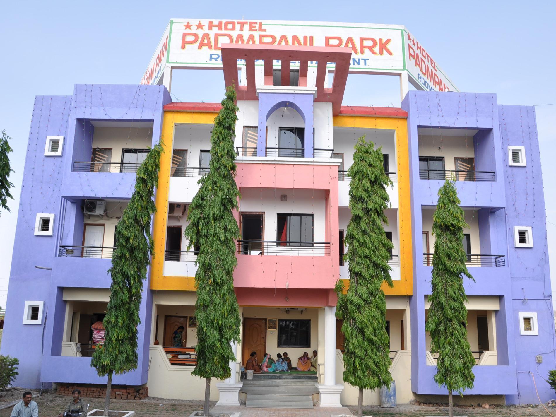Hotel Padmapani Park Aurangabad  Buitenkant foto